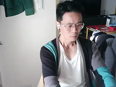 ker1ker online show from February 2025 01:03:02 AM