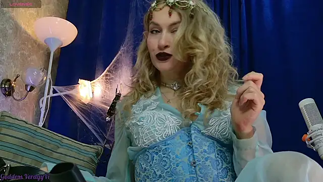 Snapshot of VerdgyMiller chatting on October 2025 08:15:02 AM VerdgyMiller online show from October 2025 08:15:02 AM