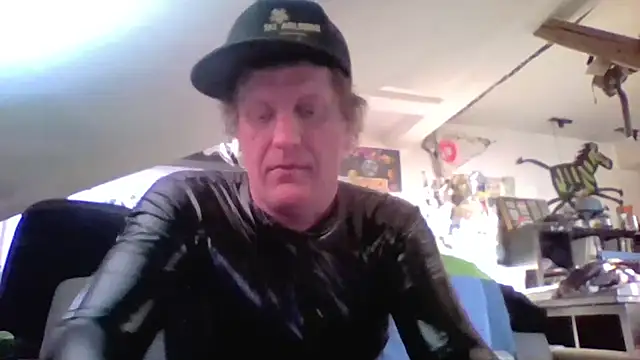 Bigthroaterboy online show from May 2026 05:27:01 PM