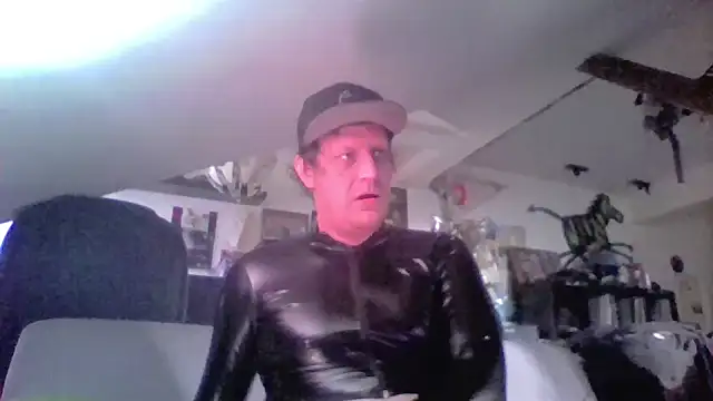 Bigthroaterboy online show from May 2026 05:09:01 PM
