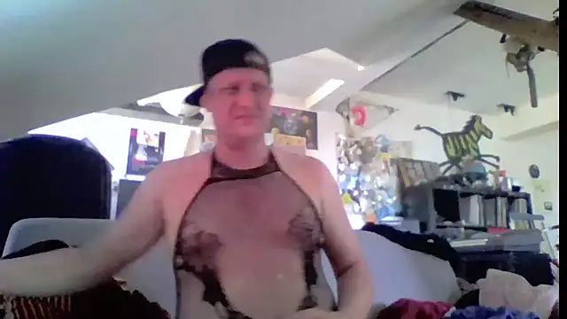 Bigthroaterboy online show from May 2026 02:16:02 PM