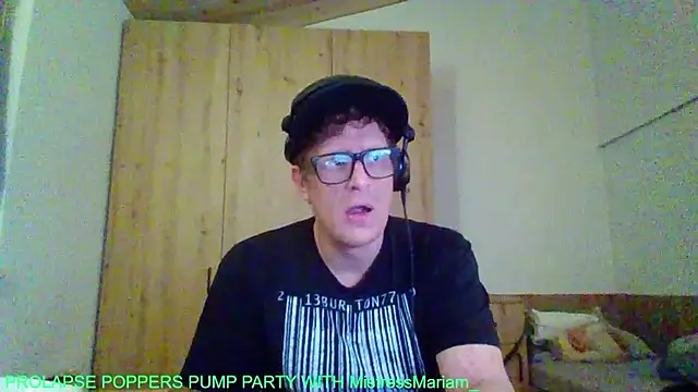 Bigthroaterboy online show from September 2025 04:55:01 AM