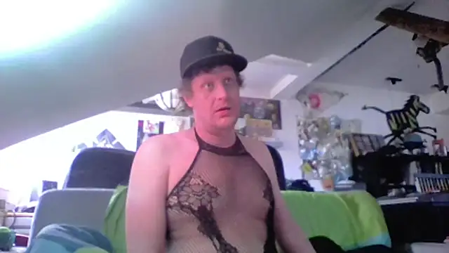 Bigthroaterboy online show from May 2026 05:22:01 AM