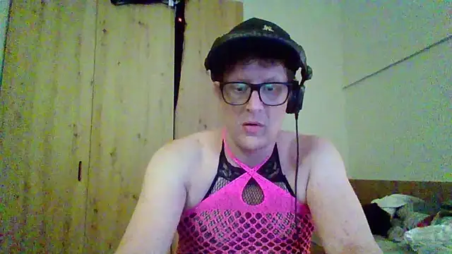Bigthroaterboy online show from September 2025 04:22:01 AM