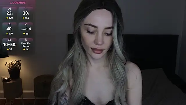 Snapshot of Sara_Tranquil chatting on December 2024 09:42:02 PM Sara Tranquil online show from December 2024 09:42:02 PM