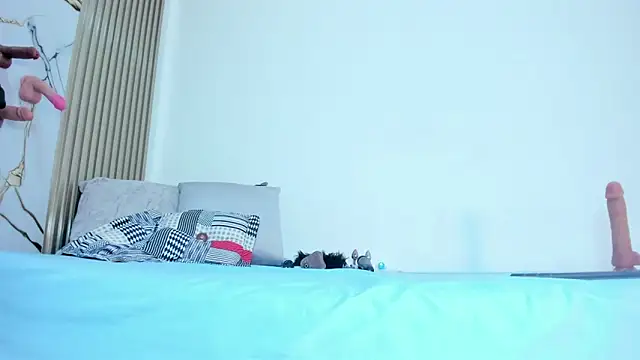 Snapshot of YUSELFI_ROSS_ chatting on October 2025 12:16:02 PM YUSELFI ROSS online show from October 2025 12:16:02 PM