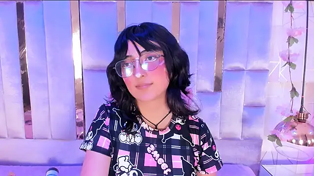 SaraMartini1 online show from March 2025 10:51:01 AM