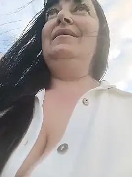Snapshot of Women-pleasures chatting on June 2026 05:14:01 PM Women-pleasures online show from June 2026 05:14:01 PM