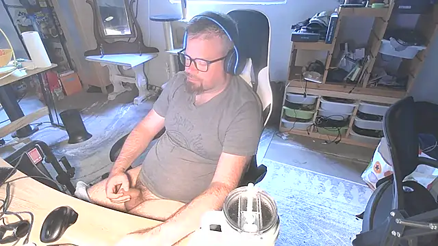 MagnusCockus online show from June 2026 03:11:02 PM