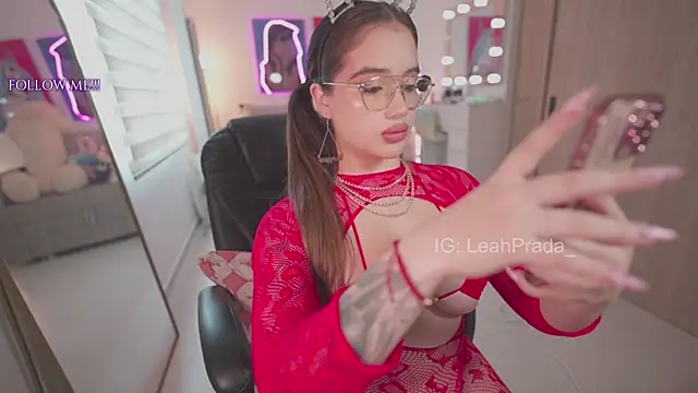 LeahPrada  online show from July 2026 06:08:02 PM