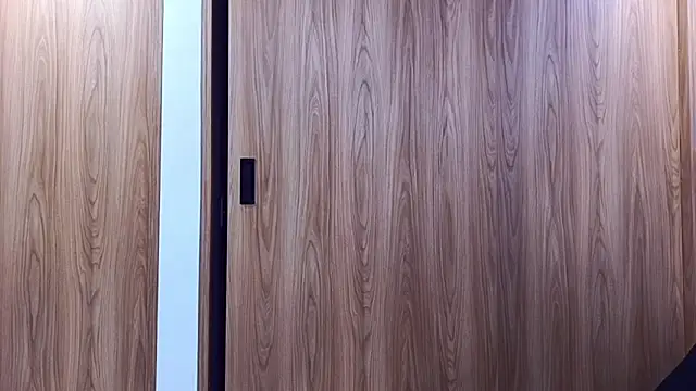 Molly ADY online show from November 2025 01:09:02 AM