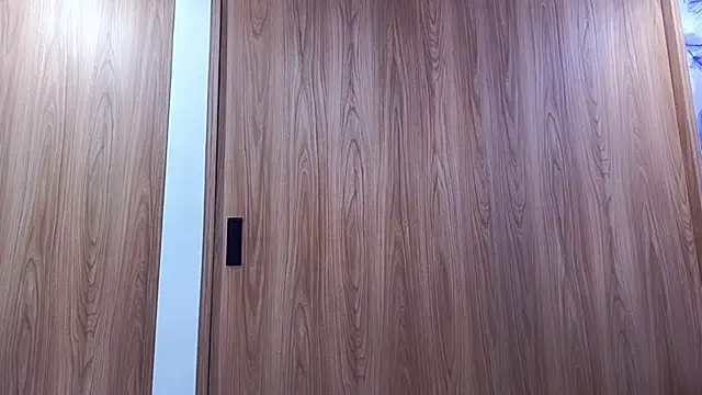 Molly ADY online show from October 2025 03:44:01 PM