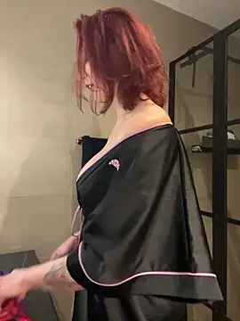 SmilingDutchie online show from February 2025 08:03:01 PM