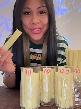 HaileyDiana online show from April 2026 01:14:01 PM