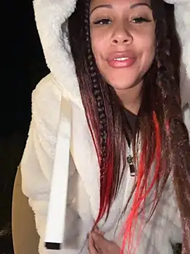 HaileyDiana online show from March 2026 10:04:02 PM