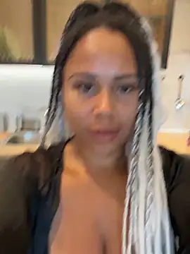 HaileyDiana online show from October 2025 11:22:02 AM