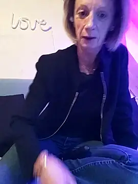 tatianasexymilf online show from April 2026 07:20:01 PM