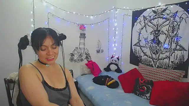 lili peach online show from February 2025 09:14:01 PM