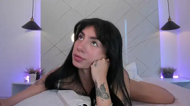 ANTONELLA  ROUSE  online show from June 2026 09:59:01 PM