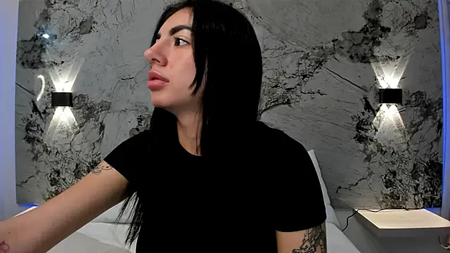 ANTONELLA  ROUSE  online show from March 2025 08:08:01 AM
