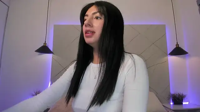 ANTONELLA  ROUSE  online show from May 2026 11:32:02 PM