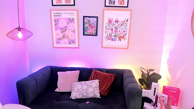 Melissa Koster online show from April 2026 05:22:02 AM