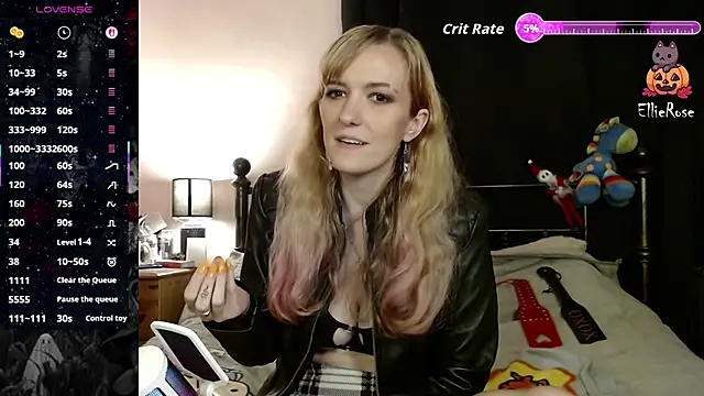 Snapshot of EllieeRose chatting on June 2026 05:15:02 AM EllieeRose online show from June 2026 05:15:02 AM