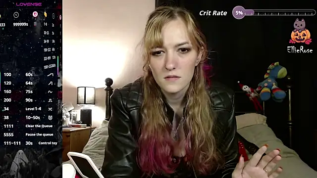 Snapshot of EllieeRose chatting on June 2026 06:25:02 AM EllieeRose online show from June 2026 06:25:02 AM