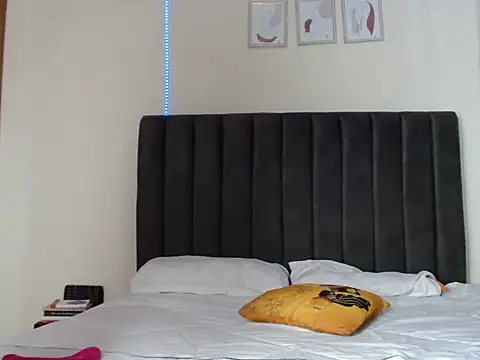 Miss hot candy online show from January 2025 07:57:01 AM