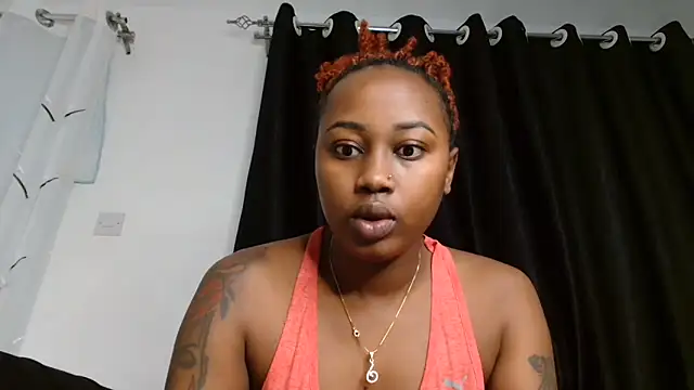 Snapshot of Miss_hot_candy chatting on June 2026 12:41:01 AM Miss hot candy online show from June 2026 12:41:01 AM