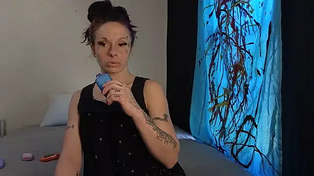 Snapshot of vvictoria_xxx chatting on March 2025 04:22:01 PM vvictoria xxx online show from March 2025 04:22:01 PM