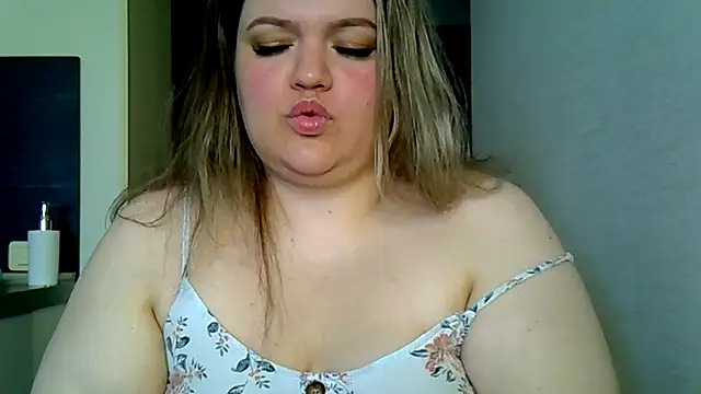 Snapshot of AnitaWillias chatting on July 2026 01:58:01 AM AnitaWillias online show from July 2026 01:58:01 AM