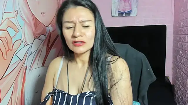 Snapshot of AllysonMilf69 chatting on February 2025 04:43:02 PM AllysonMilf69 online show from February 2025 04:43:02 PM