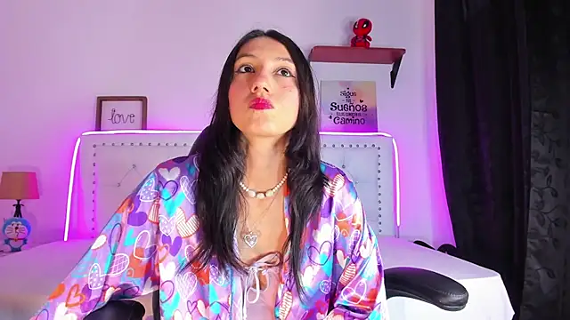 Snapshot of LyaEvanss chatting on January 2025 06:35:02 PM LyaEvanss online show from January 2025 06:35:02 PM