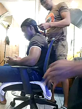 Petrossa online show from April 2026 10:41:02 AM