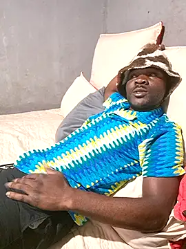 Petrossa online show from December 2025 11:58:02 AM