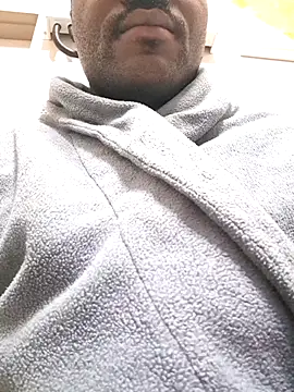 Petrossa online show from November 2025 02:38:01 AM