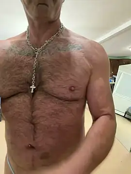 Snapshot of DaddySnowXX chatting on May 2026 02:51:02 AM DaddySnowXX online show from May 2026 02:51:02 AM