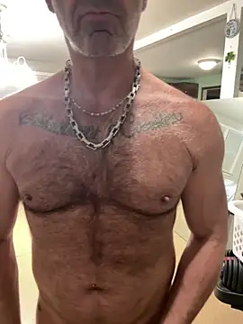 Snapshot of DaddySnowXX chatting on April 2026 07:03:01 AM DaddySnowXX online show from April 2026 07:03:01 AM