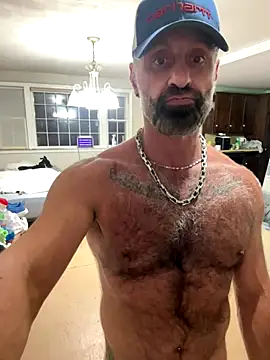 Snapshot of DaddySnowXX chatting on October 2025 09:22:01 AM DaddySnowXX online show from October 2025 09:22:01 AM