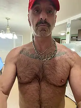 Snapshot of DaddySnowXX chatting on May 2026 11:09:01 PM DaddySnowXX online show from May 2026 11:09:01 PM