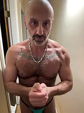 Snapshot of DaddySnowXX chatting on March 2025 02:22:02 AM DaddySnowXX online show from March 2025 02:22:02 AM