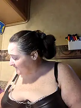 Snapshot of WilldoPita chatting on February 2025 10:32:02 AM WilldoPita online show from February 2025 10:32:02 AM