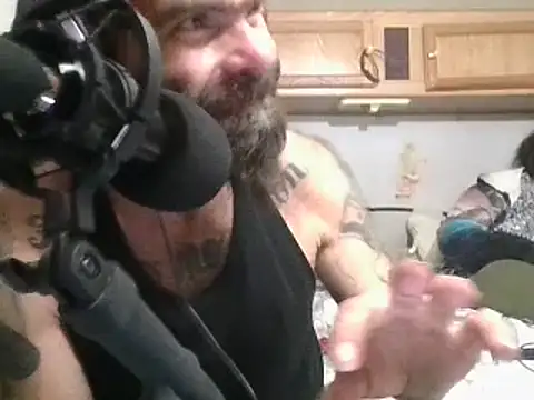 WilldoPita online show from December 2025 07:08:01 AM