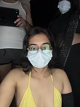 Snapshot of HotIndianCouple__8 chatting on November 2025 06:35:02 PM HotIndianCouple 8 online show from November 2025 06:35:02 PM