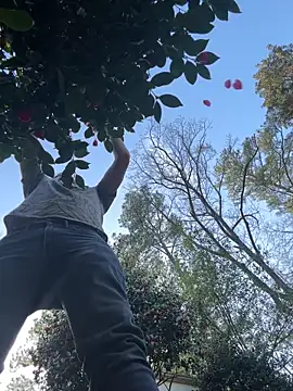 trash4cash online show from March 2025 09:06:02 PM