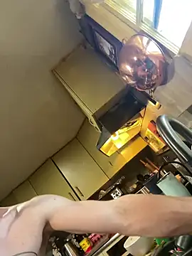 trash4cash online show from April 2026 09:55:01 PM