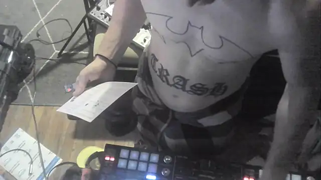 trash4cash online show from April 2026 07:29:01 PM