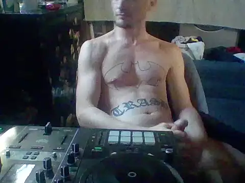 trash4cash online show from October 2025 08:57:01 PM