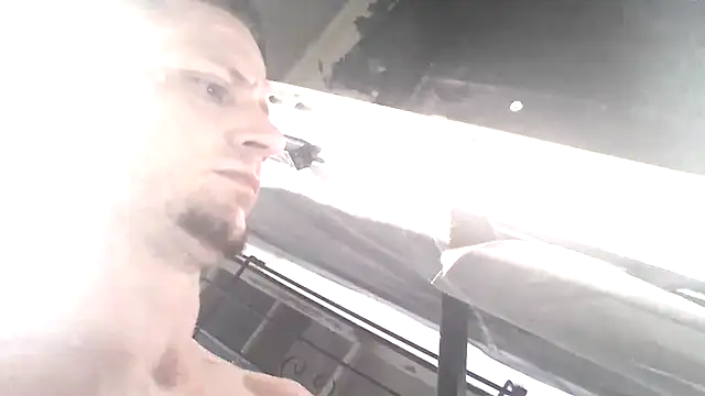 Snapshot of trash4cash chatting on July 2026 04:37:01 PM trash4cash online show from July 2026 04:37:01 PM
